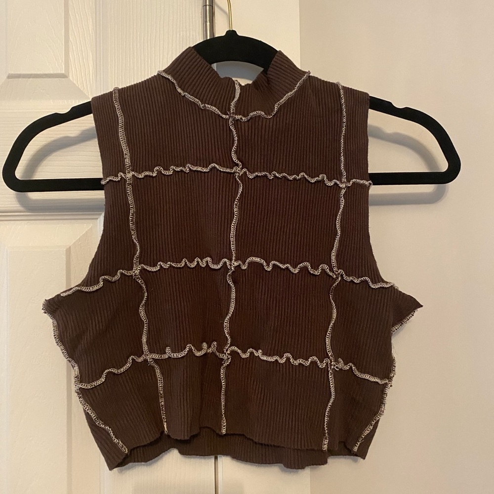 GARAGE brown turtle neck crop top